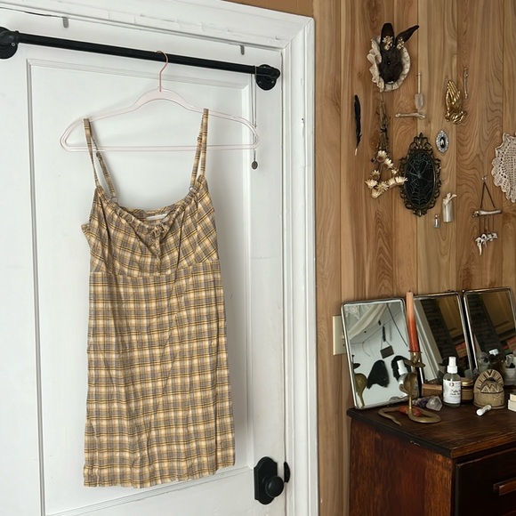 Yellow plaid dress - Picture 1 of 2